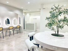 シ ベル 江坂店(Ci belle)の雰囲気（広々と落ち着いた韓国カフェ風の店内です♪）