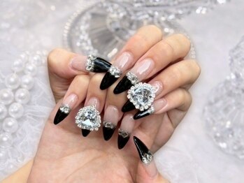 リリー 大阪駅前第一ビル店(Lily)の写真/【イベント・デートに合わせて◎】#フラッシュネイル#パールネイル#ブライダルネイルなど理想の指先に♪