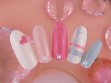 シューズネイルプロデュース/ハートのチェックネイル