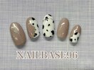 牛柄ネイル