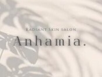 アンハミア 表参道(Anhamia.)の写真/【美肌効果抜群◎】松ヤニ由来の艶肌wax脱毛でツルピカ美肌に!美容成分の浸透率、化粧ノリが格段にアップ！