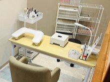 アンムート(Anmut)/サロン内観