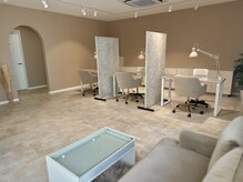 リネイル(Re:nail)の雰囲気（広々とした高級感あるオシャレな内装にこだわりました♪）