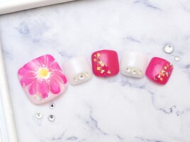フラワーネイル♪￥７５００
