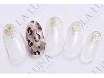 ラルナ ネイルアンドアイラッシュサロン(LA LUNA nail & eyelash salon)/22年10月11月◇定額ナチュラル◇