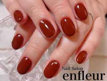 ネイルサロン アンフルール/