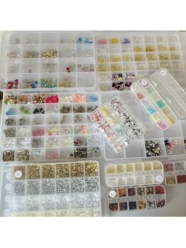 Nail salon Mirandaの写真/カラー・パーツが豊富で選ぶ楽しさも！初めての方にお勧めな理想の指先へ☆