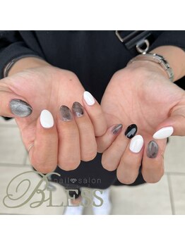 ブレス(BLESS)/白黒 ニュアンス