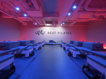 ビートピラティス 日本橋小伝馬町店(Beat Pilates)の写真/運動不足が気になるあなたにぴったりの場所、暗闇マシンピラティス♪ 人目を気にせず、初心者さんでも！