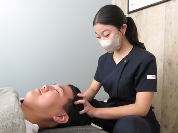 J&Mリラクシング(J&M relaxing)/ヘッド鍼　マッサージ