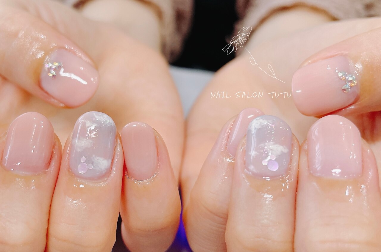 ☑︎オーロラピンクの雲模様 ネイルチップ 韓国 オーダー ニュアンス