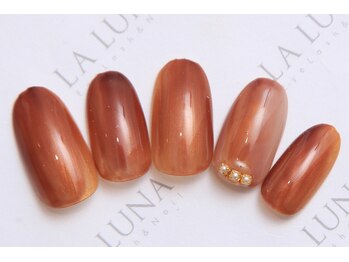 ラルナ ネイルアンドアイラッシュサロン(LA LUNA nail & eyelash salon)/22年10月11月◇定額ナチュラル◇