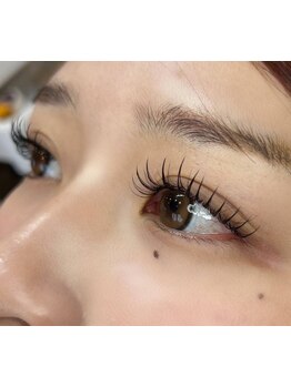 ボリュームのある目元にしたい