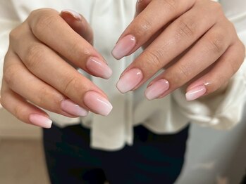 ローラン(LORAN)/グラデーションネイル