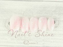 ネイルズシャインクイーンズ(nail's Shine Queen's)/上品トレンドアート