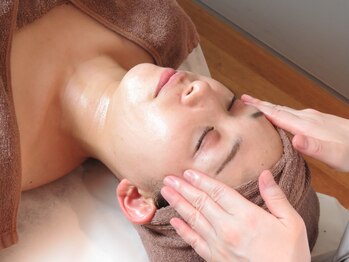 スキンケアラウンジ バイ オルビス(SKINCARE LOUNGE BY ORBIS)/手順4 マッサージ