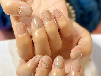 イーネイル(e-NAIL)/綺麗めストーンデザイン!(^^)!