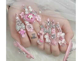 長さだし、リボンネイル