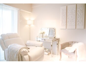 ロザンナ 武蔵浦和店(ROSANNA)/施術ルーム（アイ個室）