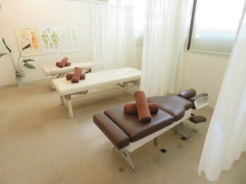 整体院 姫路カイロプラクティックセンター/【施術スペース】