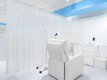 ホワイトニングカフェ 原宿店の雰囲気（【半個室空間】ホワイトニング中の手厚いサポートが人気の秘密◇）