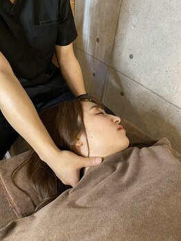 ハリトマト 梅田中崎/施術(肩こり・首こり施術)