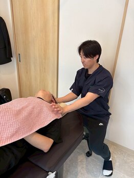 メディネス鍼灸 接骨院(mediness鍼灸 接骨院)の写真/マッサージや鍼施術だけではその場しのぎ、、姿勢改善で症状の出ない身体作り！