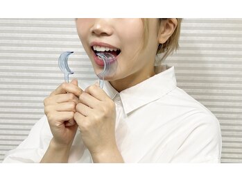 ビーホワイト 名古屋金山店(BE WHITE)/ホワイトニング/オープナー装着