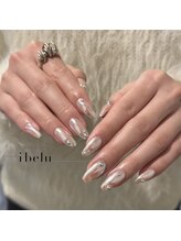 イベル 神戸三宮店(ibelu)/ミラーネイル