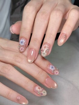 ヨーリ(YooLi)の写真/韓国ネイル、ワンホン、ベイビーブーマー、マグネットフレンチ等々最新のデザインが叶う♪ショートネイルも