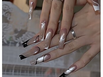 ベストネイル 大宮東口店(Best Nail)/上品なフレンチ　クロムネイル