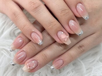 チークネイル × ガラスフレンチ