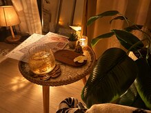 コハク(kohaku)の雰囲気（温かい雰囲気のお部屋でほどける癒し時間を。）