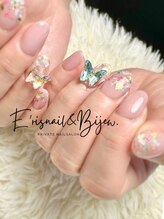 イリスネイル アンド ビジュー(E’risnail&Bijew.)/チョウチョネイル