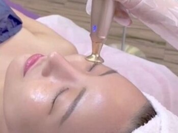 ココピュアレ(coco purele)の写真/美肌系【プラズマニア】で美容液を肌底まで徹底浸透＋ヒト幹細胞導入でキメの整った美白肌に…♪