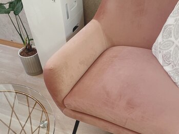 シャルナ(charna)/明るく清潔なサロン