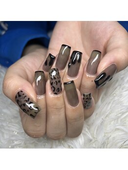 グロウネイル(Glow.Nail)/ブラックネイル