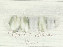 ネイルズシャインクイーンズ(nail's Shine Queen's)/上品トレンドアート