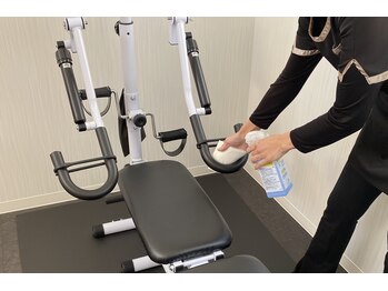エステアンドトレーニング ビビ(ViVi)/トレーニングマシンの消毒