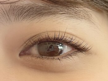 フォンテーヌブロー 鞍月店(Fontaine Brow)/ラッシュリフト