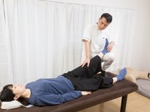 亀有 メディケア整体院/【施術風景10】