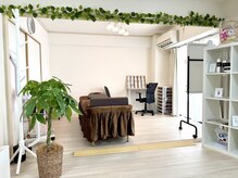 落ち着いた空間で施術を受けて頂けます♪