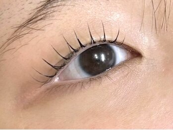 フィズ アイ ビューティ 豊川八幡店(fiz eye beauty)/似合わせ｜まつ毛パーマ