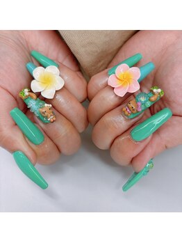 プルメリアと日焼けキティ