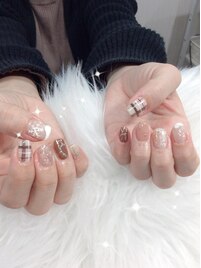 キラキラ冬ネイル
