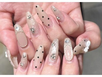 リリー 大阪駅前第一ビル店(Lily)の写真/【大阪/梅田】シンプルオフィスネイルも得意◎ナチュラルデザインで上品さとトレンド感のある指先を演出*