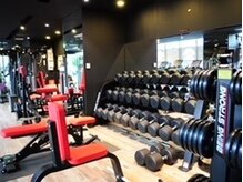 パワーハウスジム サッポロジャパン/豊富な器具が揃う最新GYM