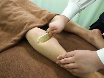 くぼみ整骨院 新大久保店/