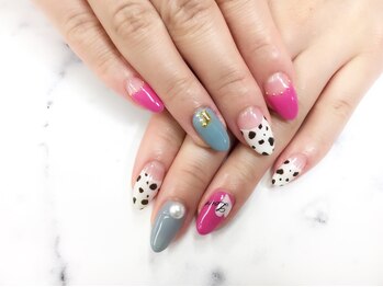 サニーサイド 梅田(Sunny side)/ダルメシアンネイル