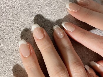 アイヴィー(IVY)/白フレンチ